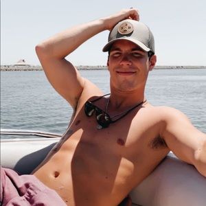 Meet your Posher, Seth